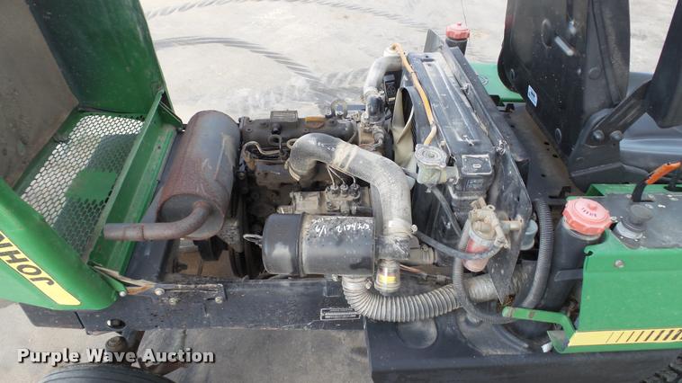 image for item DA1926 1995 John Deere F935 lawn mower