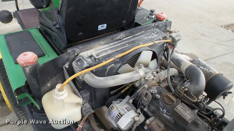 image for item DA1926 1995 John Deere F935 lawn mower