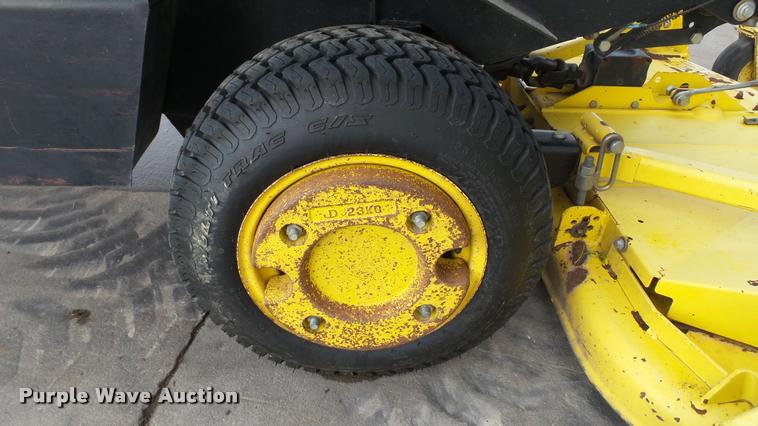 image for item DA1926 1995 John Deere F935 lawn mower