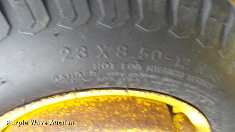 image for item DA1926 1995 John Deere F935 lawn mower