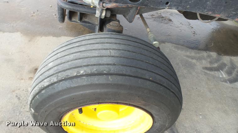 image for item DA1926 1995 John Deere F935 lawn mower