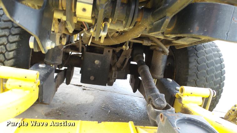 image for item DA1926 1995 John Deere F935 lawn mower