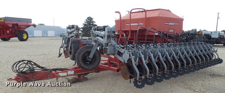 image for item DA1927 2008 Hiniker 4836 air seeder