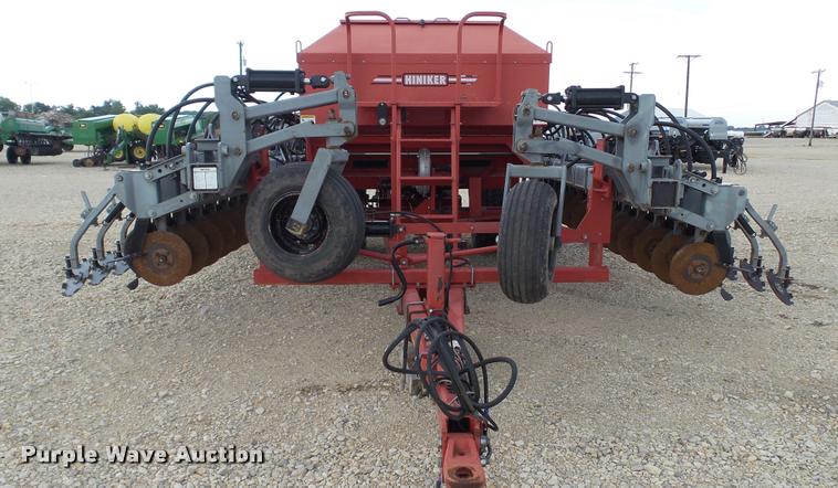 image for item DA1927 2008 Hiniker 4836 air seeder