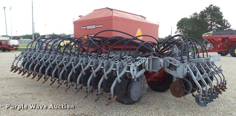 image for item DA1927 2008 Hiniker 4836 air seeder