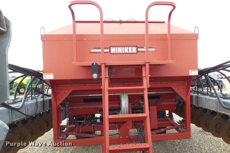 image for item DA1927 2008 Hiniker 4836 air seeder