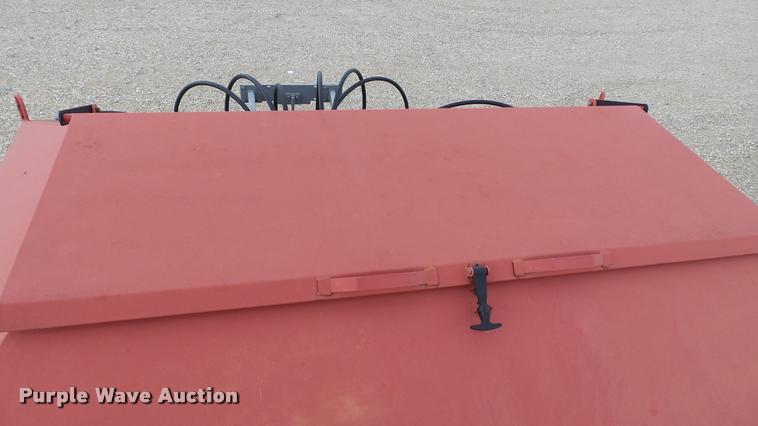 image for item DA1927 2008 Hiniker 4836 air seeder