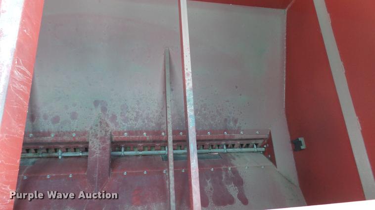 image for item DA1927 2008 Hiniker 4836 air seeder