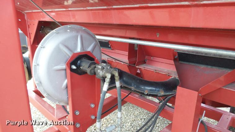 image for item DA1927 2008 Hiniker 4836 air seeder