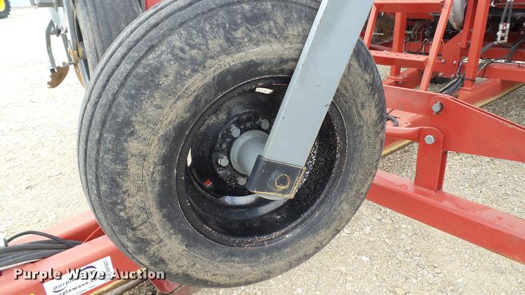 image for item DA1927 2008 Hiniker 4836 air seeder