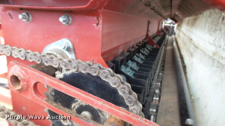 image for item DA1927 2008 Hiniker 4836 air seeder