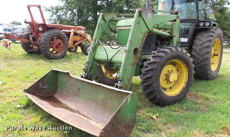 image for item DA1928 John Deere 3155 MFWD tractor