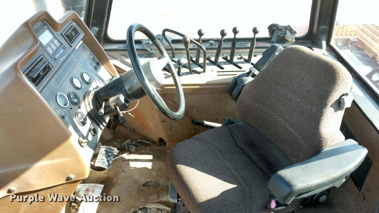 image for item DA5693 1994 Caterpillar Challenger 65C tractor