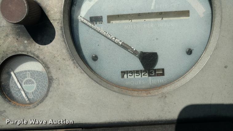 image for item DA5717 1970 John Deere 4020 tractor