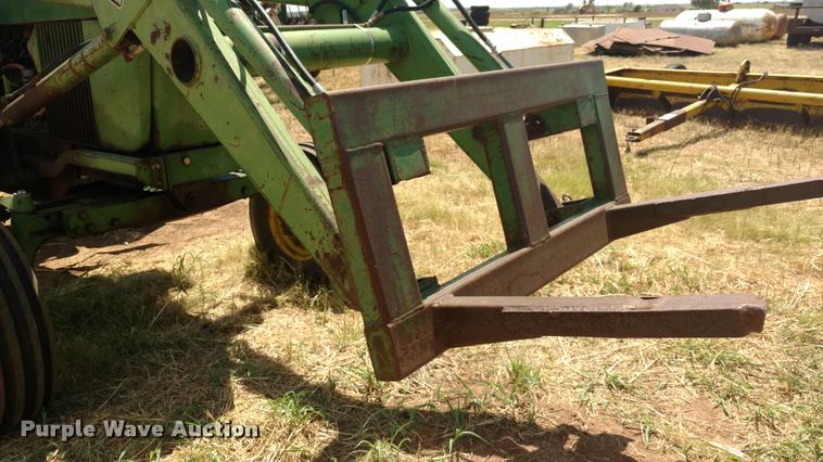 image for item DA5717 1970 John Deere 4020 tractor