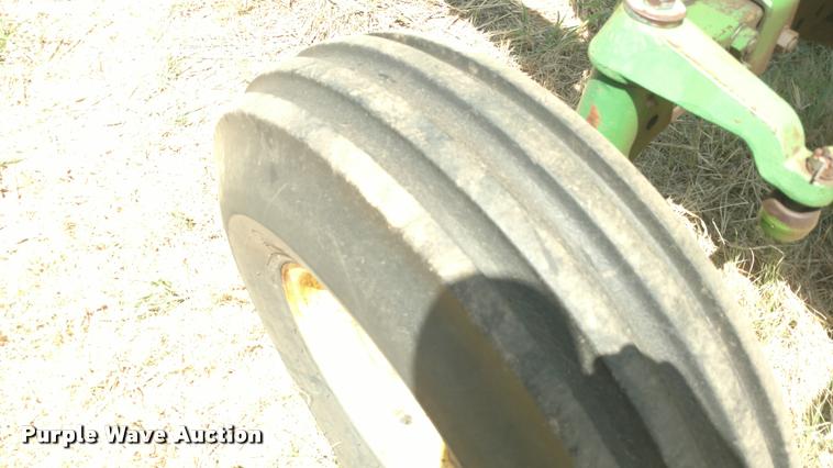 image for item DA5717 1970 John Deere 4020 tractor