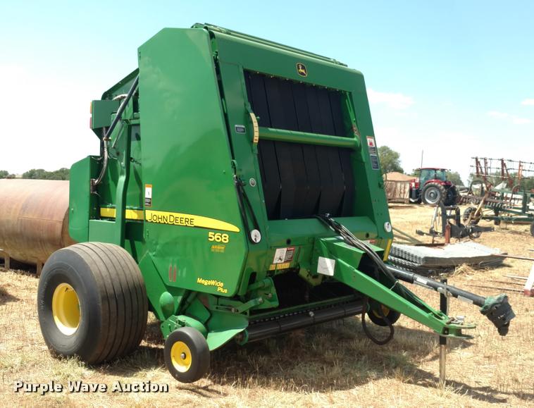 image for item DA5719 2010 John Deere 568 Mega Wide Plus round baler