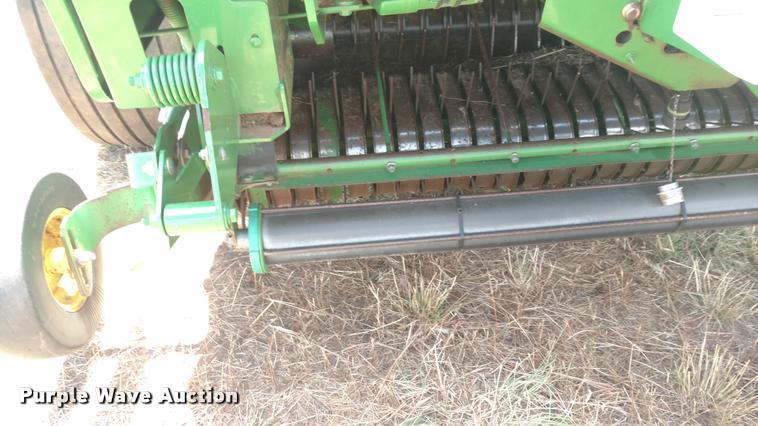 image for item DA5719 2010 John Deere 568 Mega Wide Plus round baler