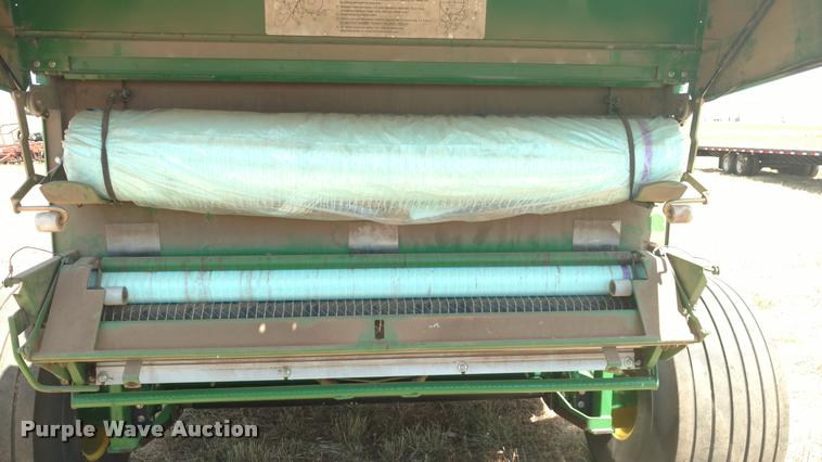 image for item DA5719 2010 John Deere 568 Mega Wide Plus round baler