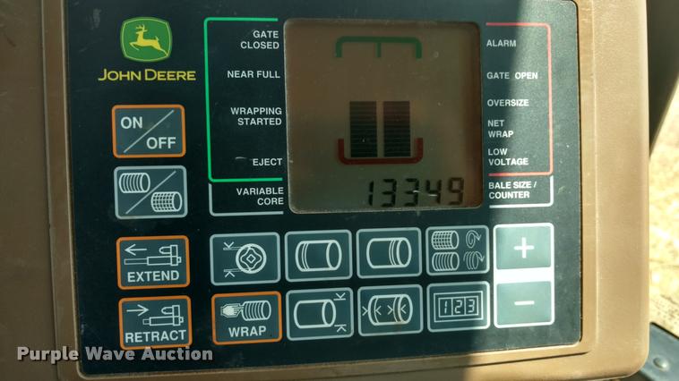 image for item DA5719 2010 John Deere 568 Mega Wide Plus round baler