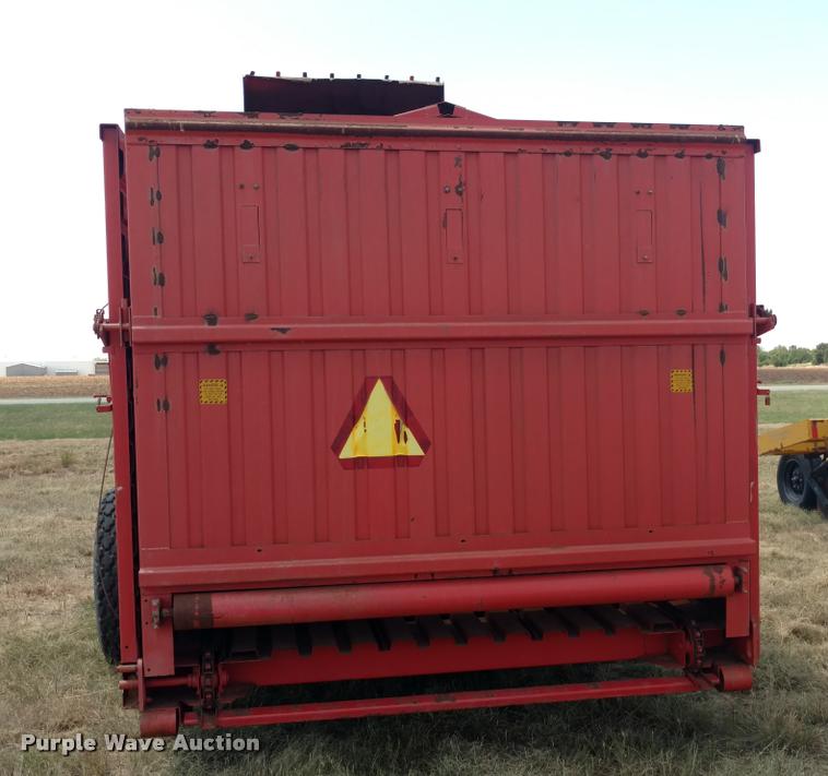 image for item DA5740 Hesston Stakhand 30 hay stacker