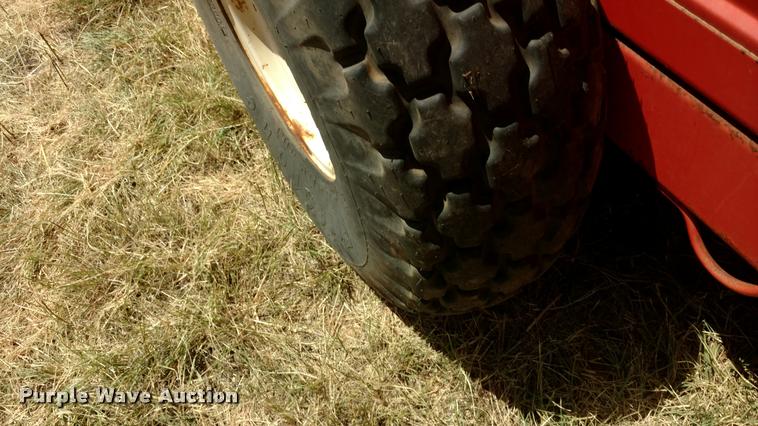 image for item DA5740 Hesston Stakhand 30 hay stacker