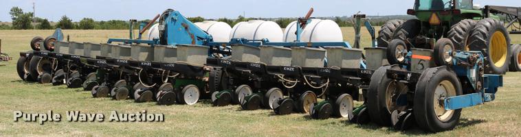 image for item DA6829 Kinze TL Twin Line planter