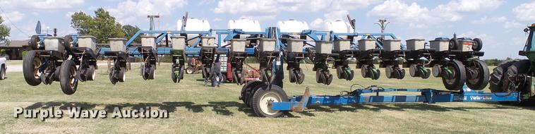 image for item DA6829 Kinze TL Twin Line planter