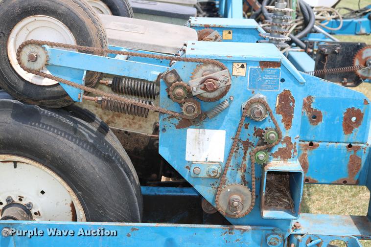 image for item DA6829 Kinze TL Twin Line planter