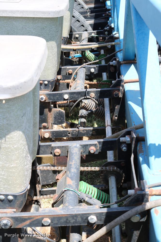 image for item DA6829 Kinze TL Twin Line planter