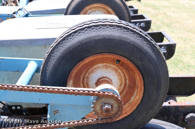 image for item DA6829 Kinze TL Twin Line planter