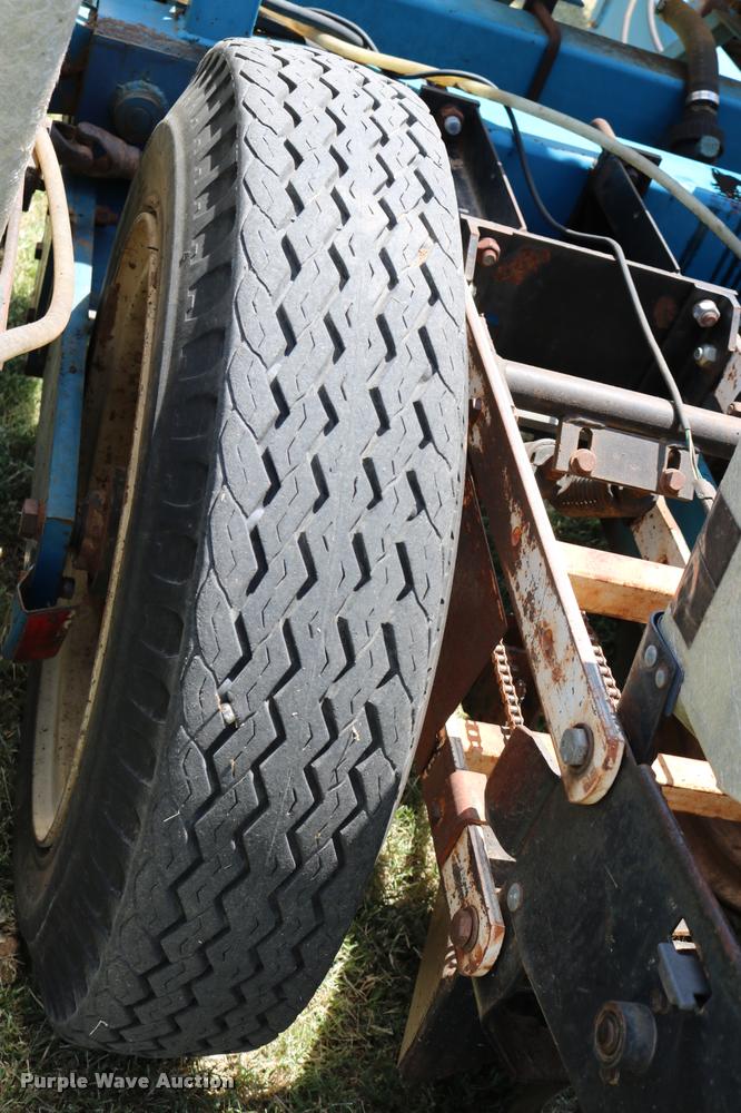 image for item DA6829 Kinze TL Twin Line planter