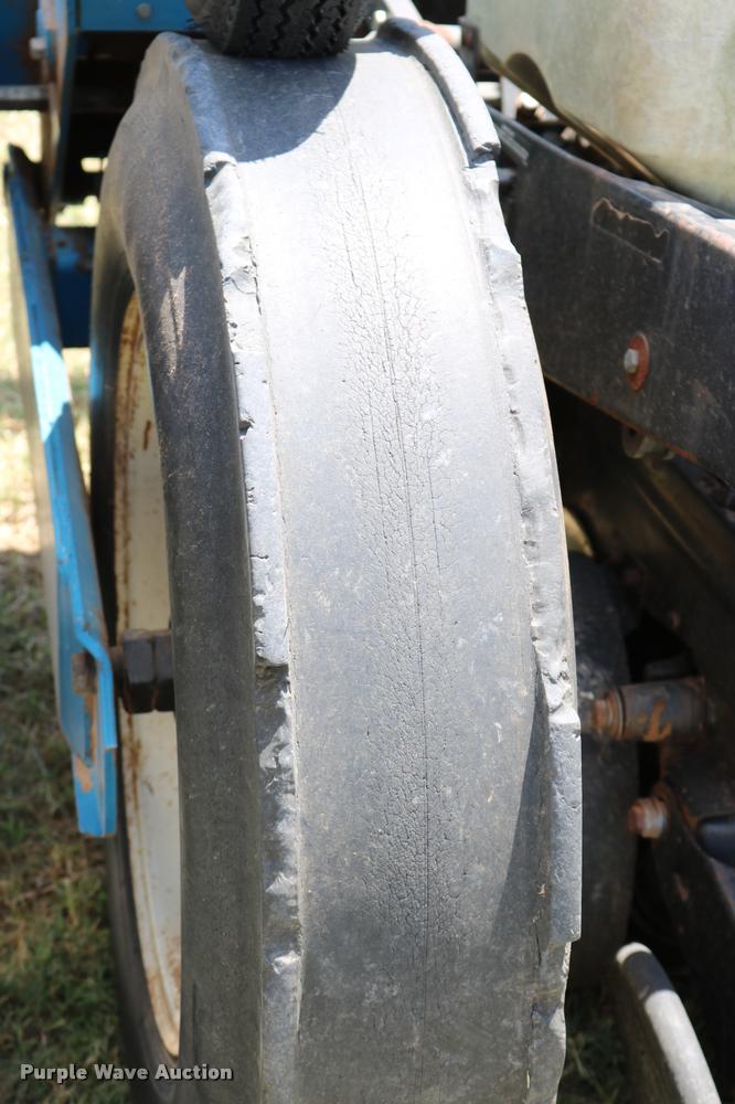 image for item DA6829 Kinze TL Twin Line planter