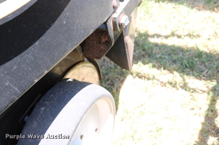image for item DA6829 Kinze TL Twin Line planter