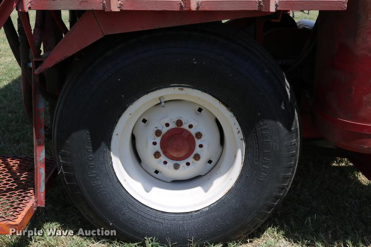image for item DA6830 Maverick sod cutter