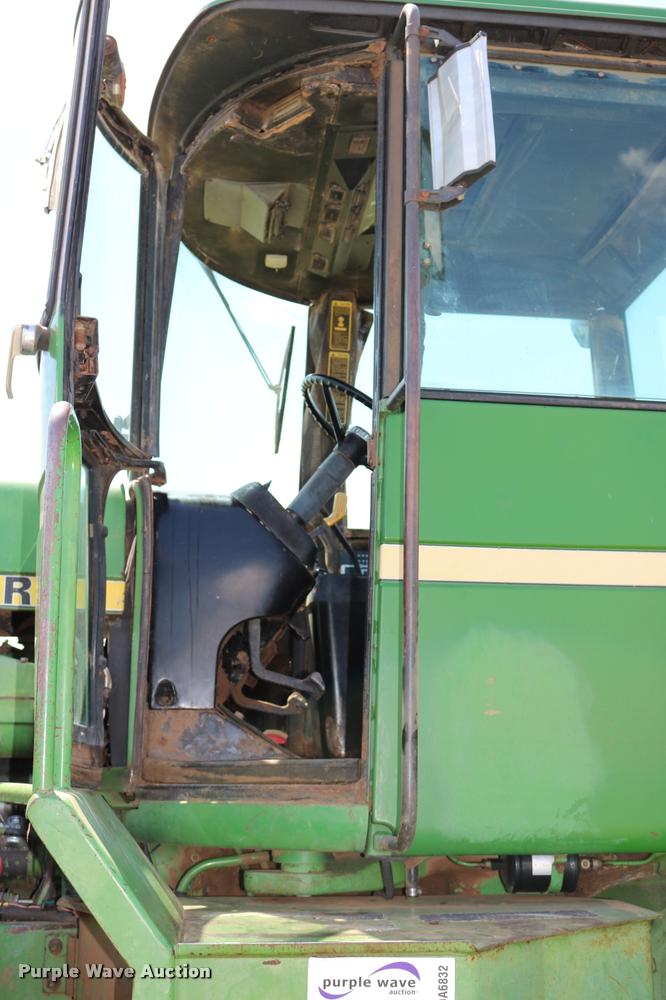 image for item DA6832 1980 John Deere 8640 4WD tractor