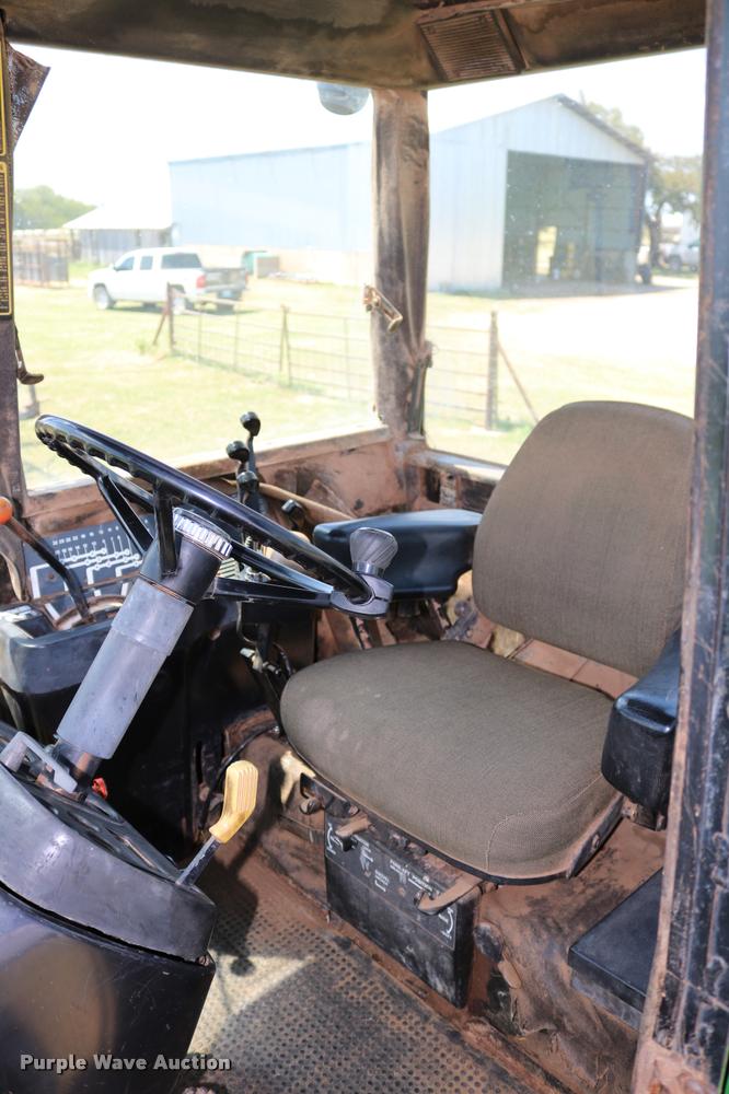 image for item DA6832 1980 John Deere 8640 4WD tractor