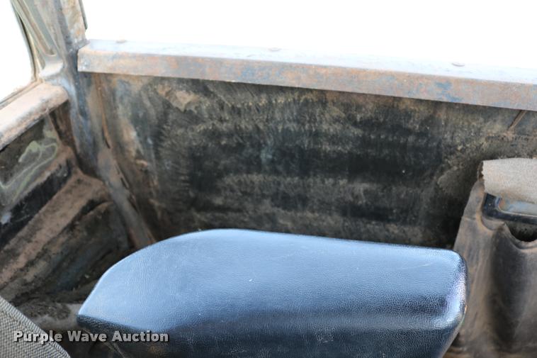 image for item DA6832 1980 John Deere 8640 4WD tractor