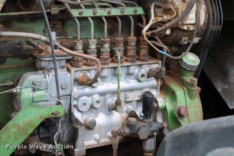 image for item DA6832 1980 John Deere 8640 4WD tractor