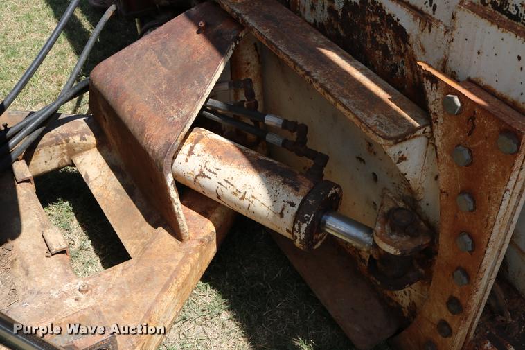 image for item DA6832 1980 John Deere 8640 4WD tractor