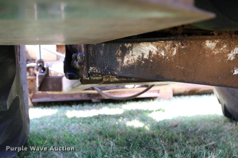 image for item DA6832 1980 John Deere 8640 4WD tractor