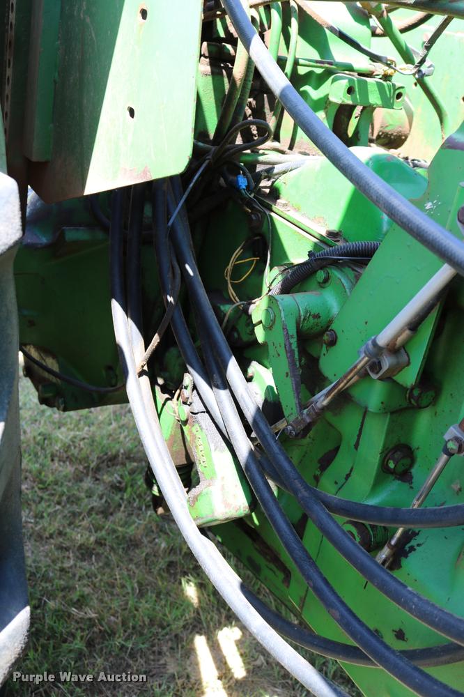 image for item DA6832 1980 John Deere 8640 4WD tractor