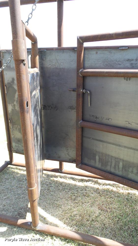 image for item DA6833 Livestock alley