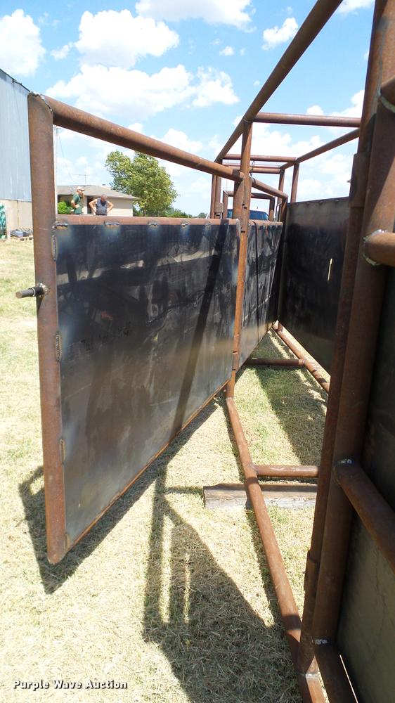image for item DA6833 Livestock alley