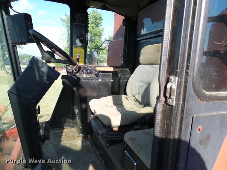 image for item DA6849 1987 Case IH 1680 RWA combine