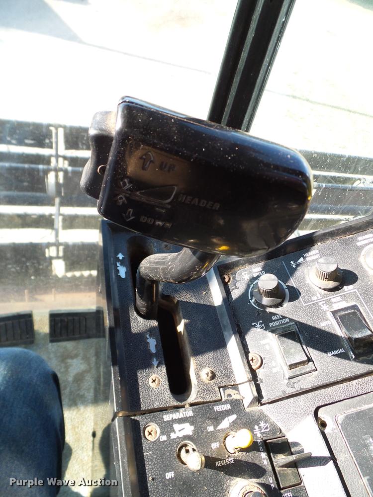 image for item DA6849 1987 Case IH 1680 RWA combine