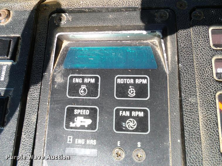 image for item DA6849 1987 Case IH 1680 RWA combine