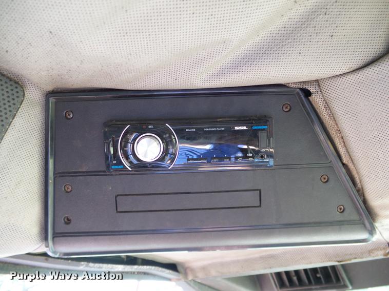 image for item DA6849 1987 Case IH 1680 RWA combine