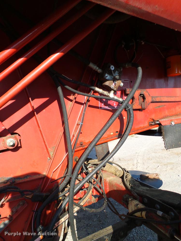 image for item DA6849 1987 Case IH 1680 RWA combine