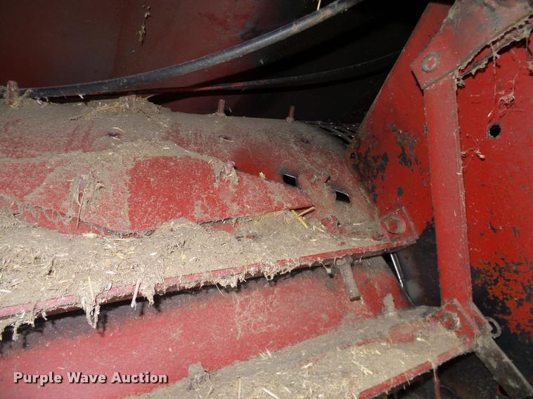 image for item DA6849 1987 Case IH 1680 RWA combine